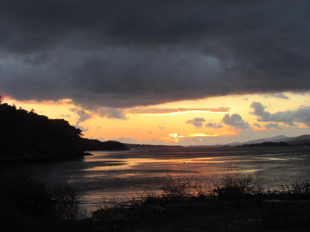 Watersedge Seaviews Hotel Kenmare Exterior foto